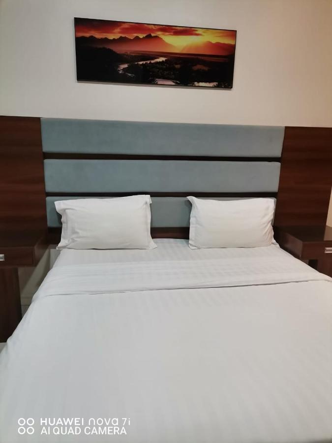 Aparthotel Al Massah Al Khalijiyah Furnished Units Dammam Esterno foto